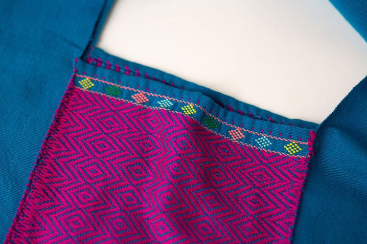 Hand-Woven Hua Loa Shoulder Bag - Sapphire and Fuschia